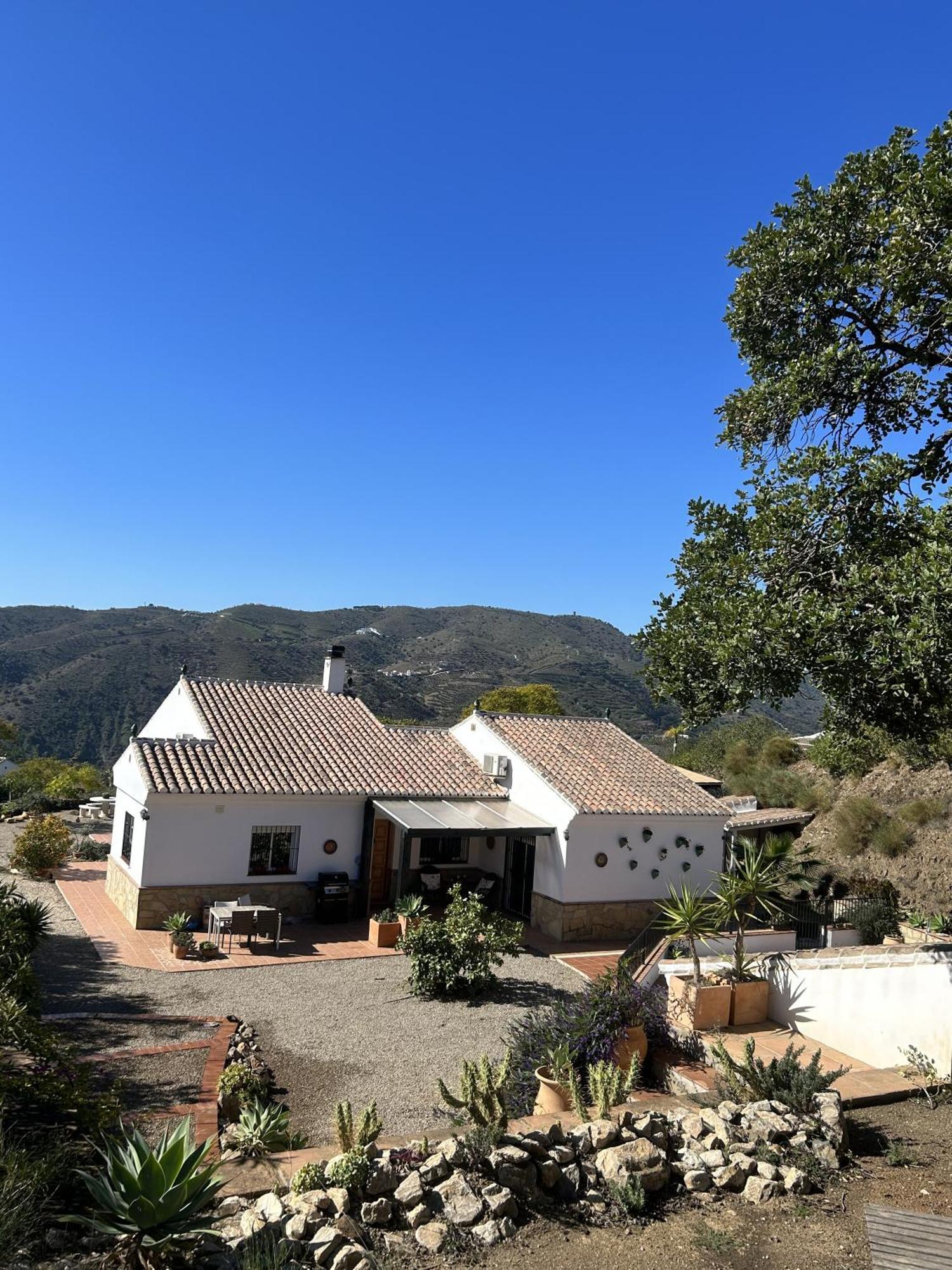 Casa Verano With Pool And Terraces Villa