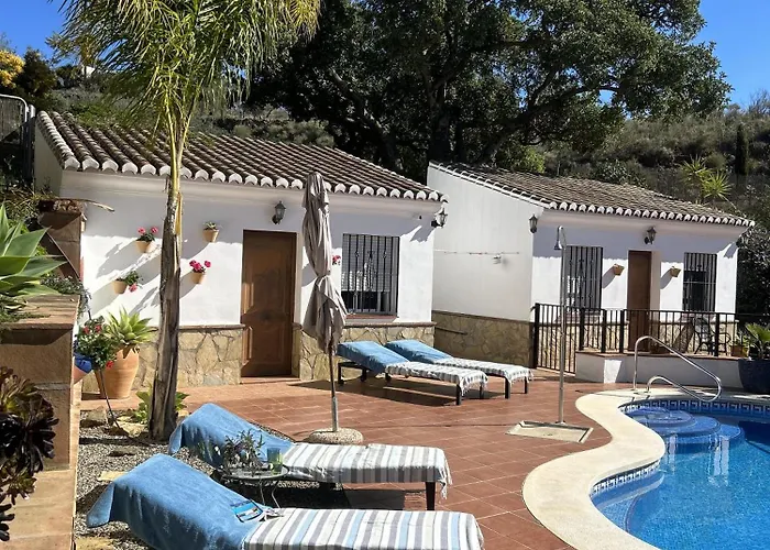 Casa Verano With Pool And Terraces